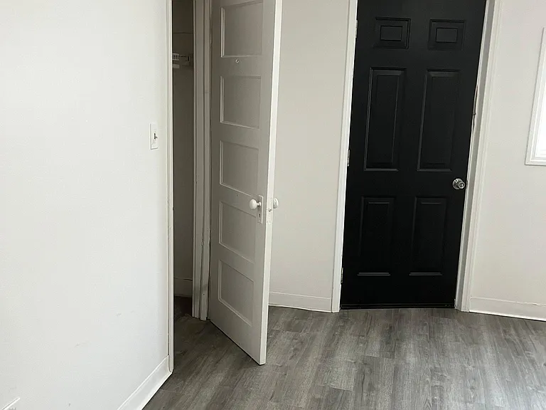 326 Taylor Ave #2 — Photo 3