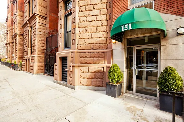 Rented by Town Residential | media 21