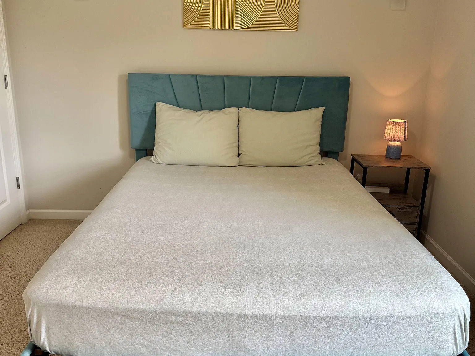 3 bed, 2.5 bath, 2635 sqft, $1,139 — Photo 3