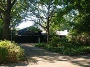 103 Meadow Dr, Urbana, IL