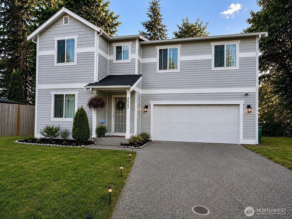 1st image of 2503 Redwood Court SE