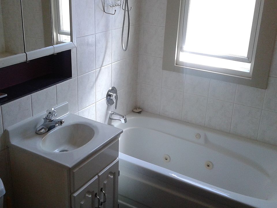 1st image of 4027 N Marmora Ave #2