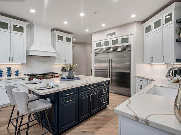 3rd image of 8300 E Dixileta Dr #213