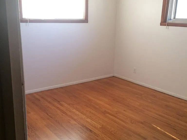 836 Brookside Dr — Photo 6
