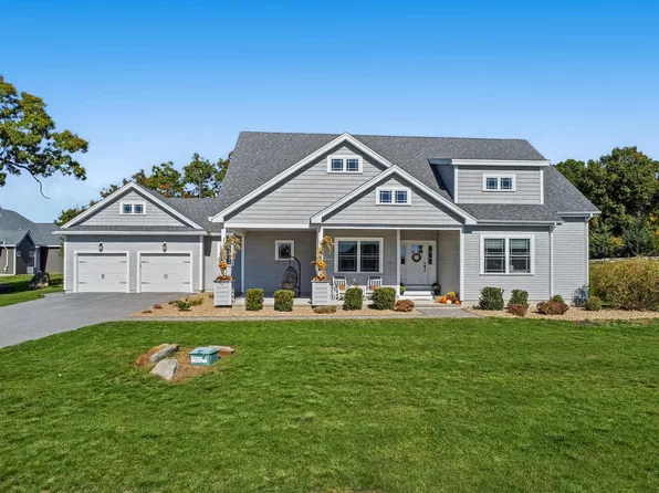 23 Majestic Avenue, Pelham, NH 03076
