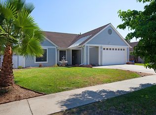 941 Bittersweet St, Escondido, CA 92026