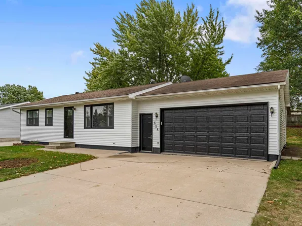 628 Sonya Dr, Waterloo, IA 50702