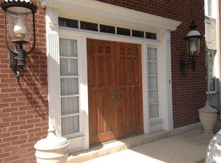 206 Fairview Rd, Pittsburgh, PA 15238