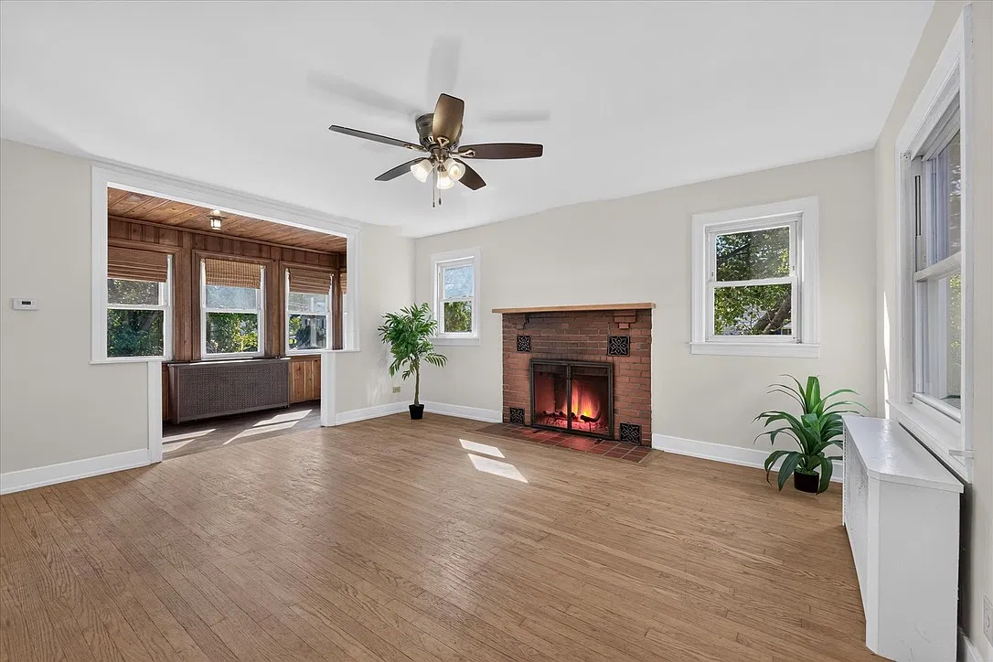 2 bed, 1600 sqft, $4,000 — Photo 4