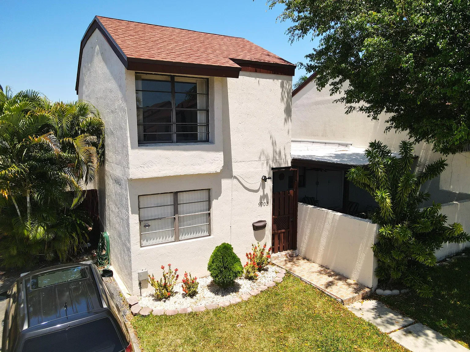 2 bed, 1.5 bath, 1100 sqft, $2,900 — Photo 1