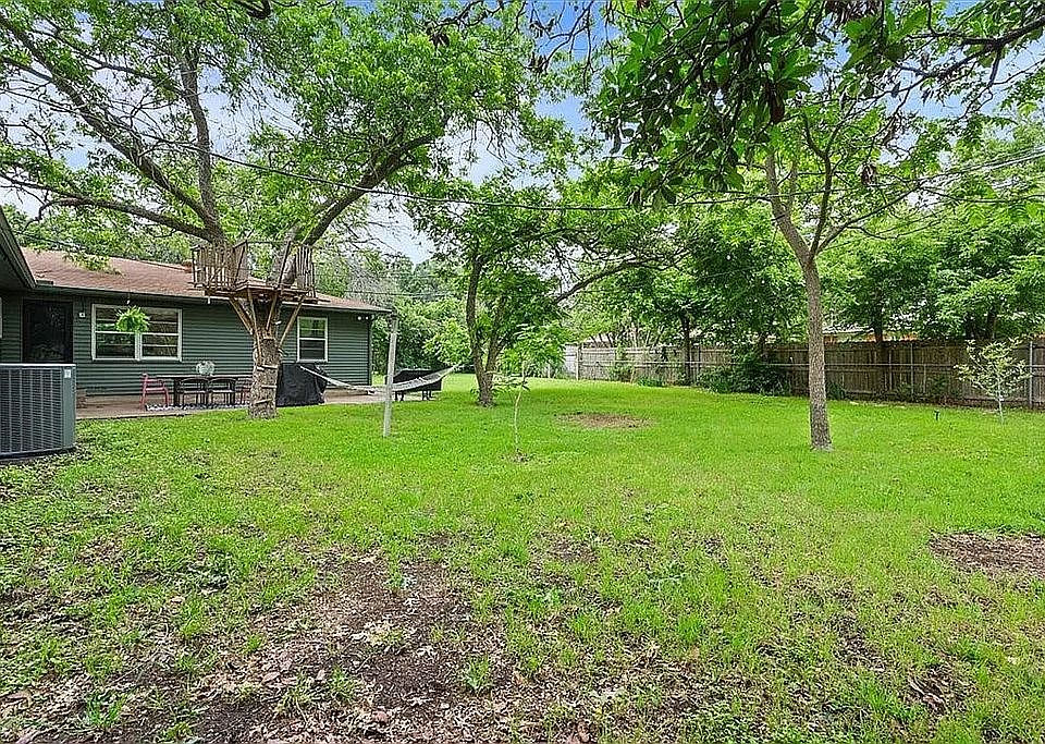 2nd image of 2112 Hanover Dr