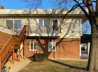 9800 Joliet Rd APT 1, La Grange, IL 60525