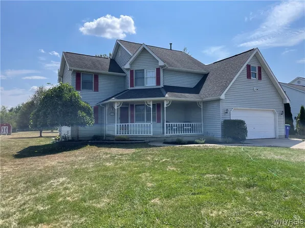 10675 County Rd, Clarence, NY 14031