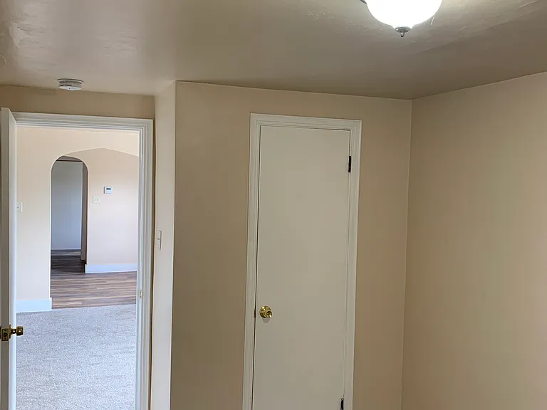 827 1/2 W North St #827-1/2 — Photo 13