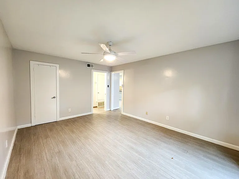 2575 Marilee Ln #1 — Photo 10