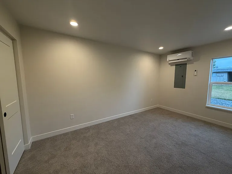 Sunrise Villas Apartments — Photo 22