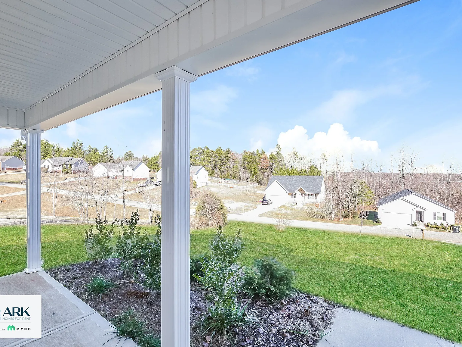 4 bed, 2.0 bath, 1603 sqft, $1,900 — Photo 3