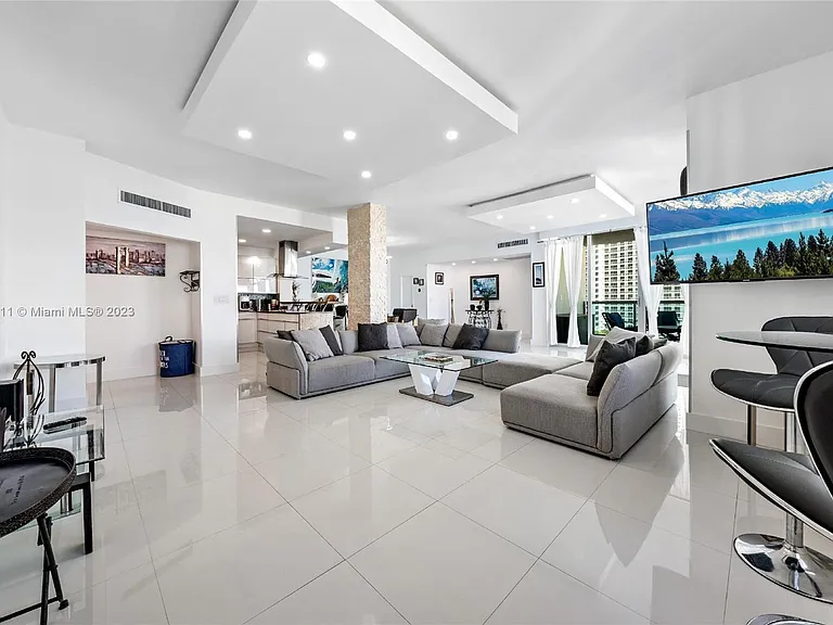 4001 S Ocean Dr #2 — Photo 11