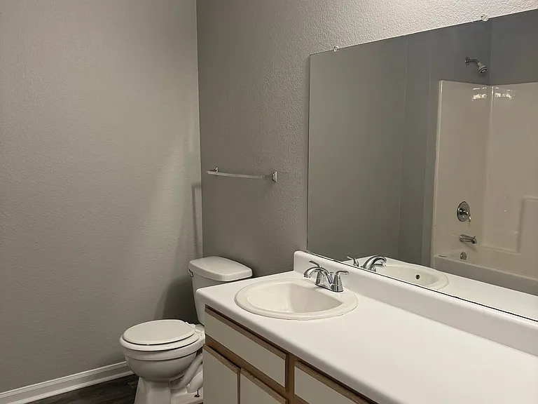 2113 Ringgold Ct #306 — Photo 13