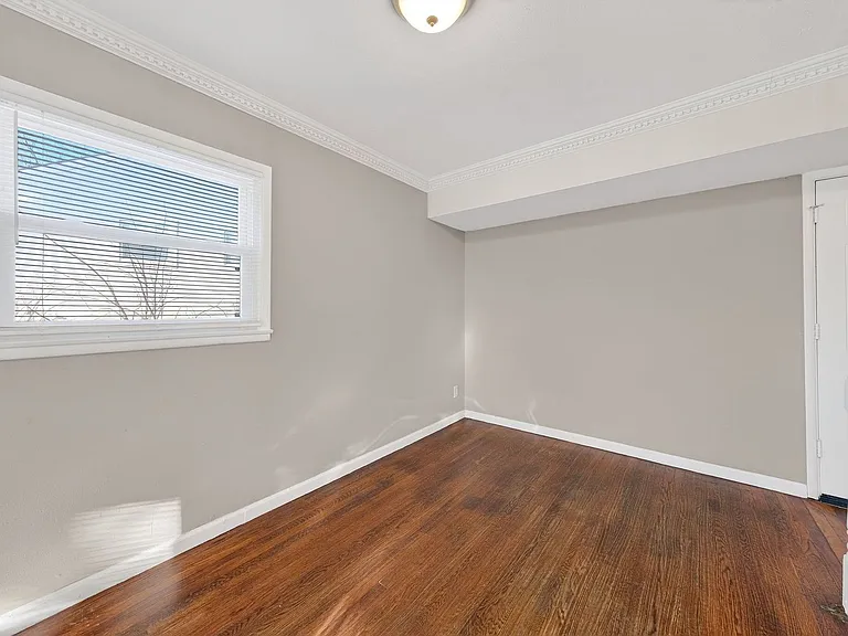 10617 Dunkeld Cir — Photo 11
