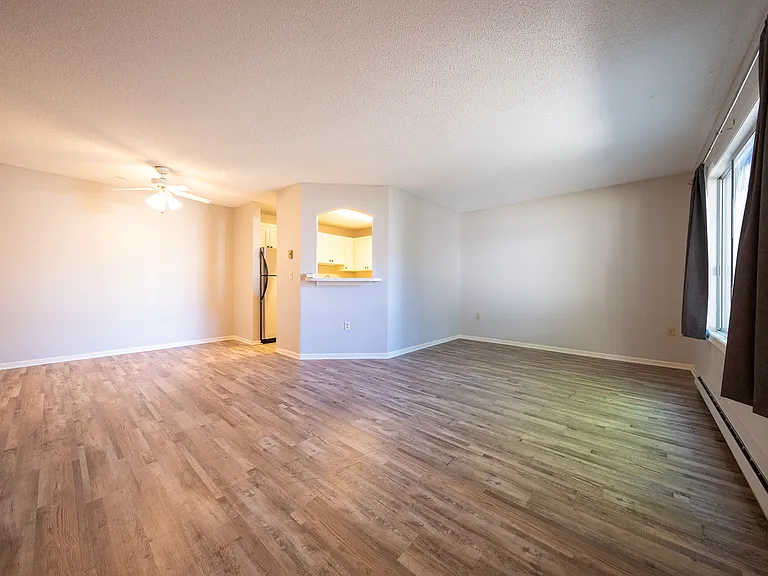 740 W Village Rd #103 — Photo 2