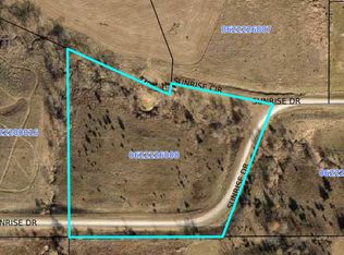 Sunrise Dr #46, Fairfield, IA 52556