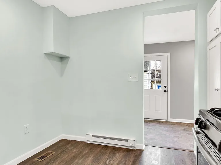 508 N 2nd St — Photo 11