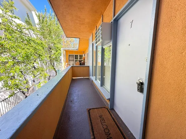 10943 Fruitland Dr Unit 7, Studio City, CA 91604