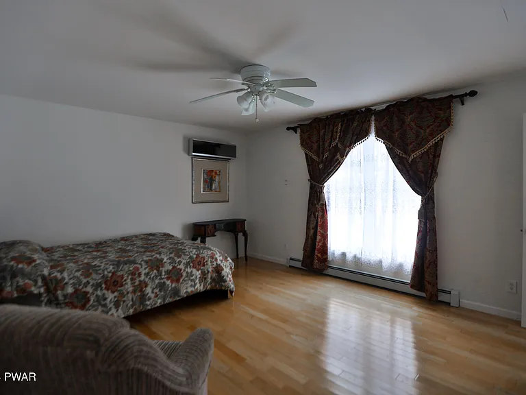 110 Stallion Dr — Photo 41