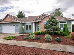 1682 Provincial Way, Eugene, OR 97401