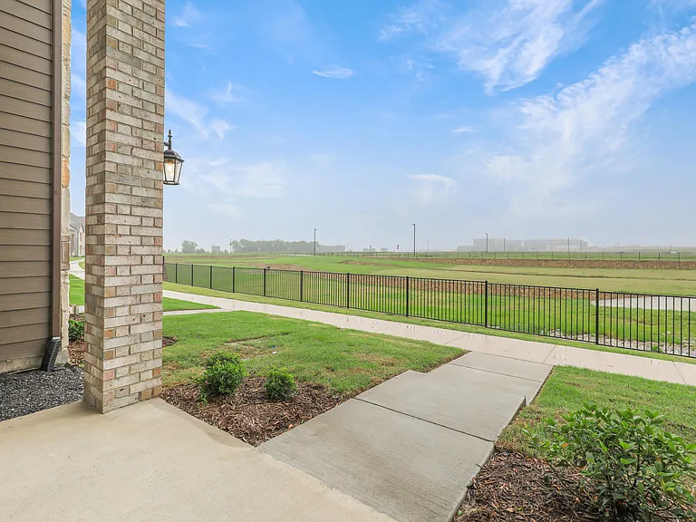 1506 Lake District Dr — Photo 27