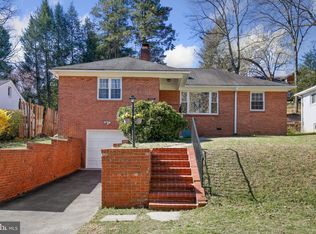 5612 Massachusetts Ave, Bethesda, MD