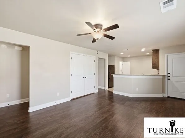 131 Sunburst Ct, Weatherford, TX 76087