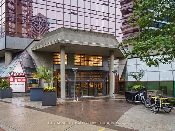 3rd image of 1001 Bay St #610