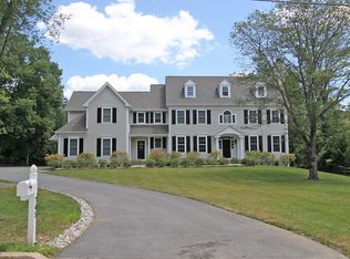 745 Clovelly Ln, Devon, PA 19333