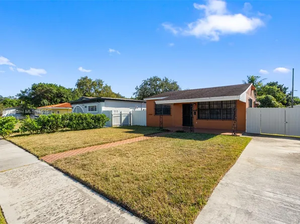 1260 NE 155th St, North Miami Beach, FL 33162