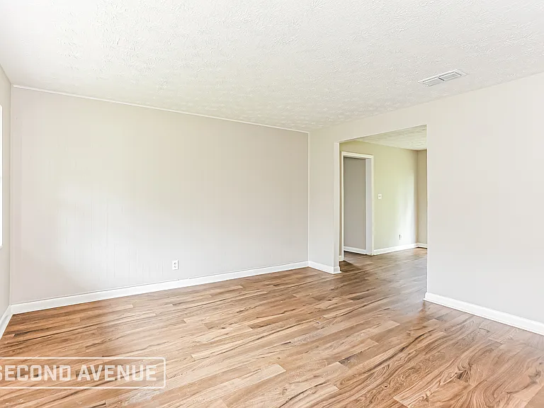 5442 Foxboro Rd — Photo 10