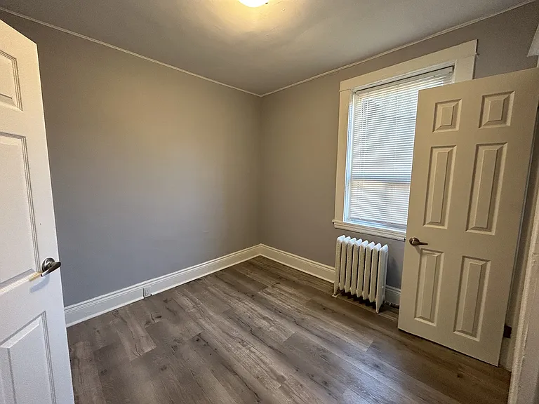 831 Main St — Photo 36