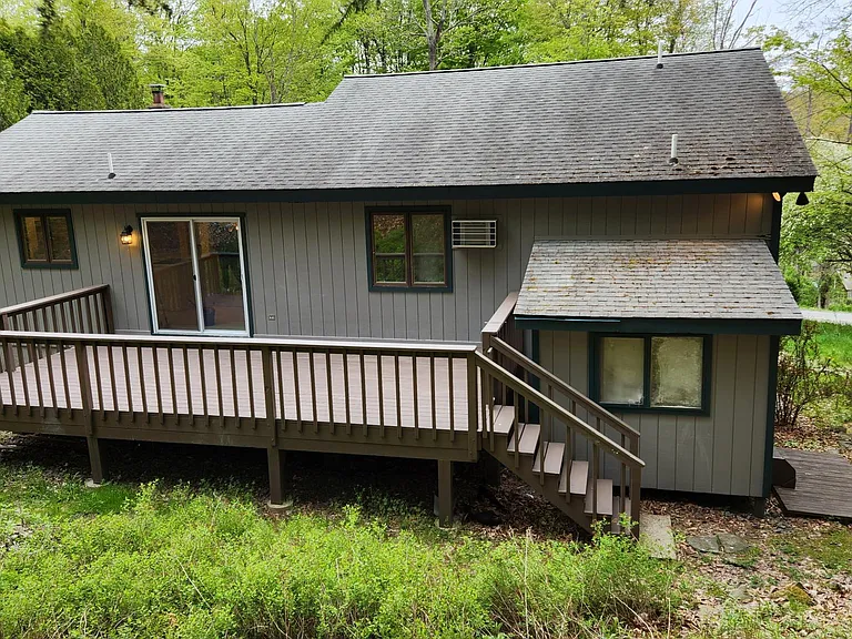 14 Lakeview Dr — Photo 24