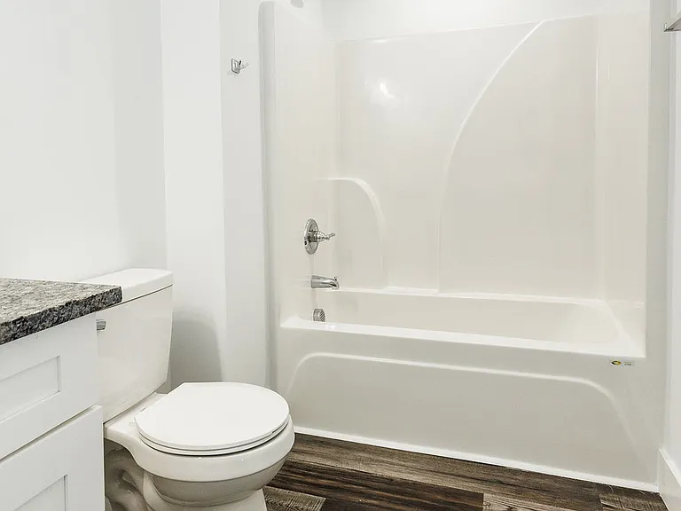 516 Nova Ln — Photo 18