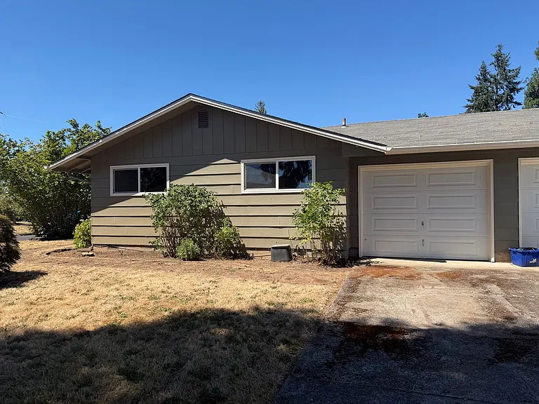 2355 Corral Dr — Photo 2