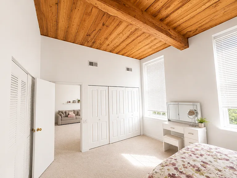 2639 Boston St #206 — Photo 5