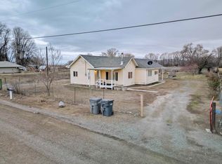 220 Germantown Rd, Toppenish, WA 98948