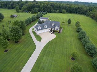 5897 Winchell Rd, Hiram, OH 44234