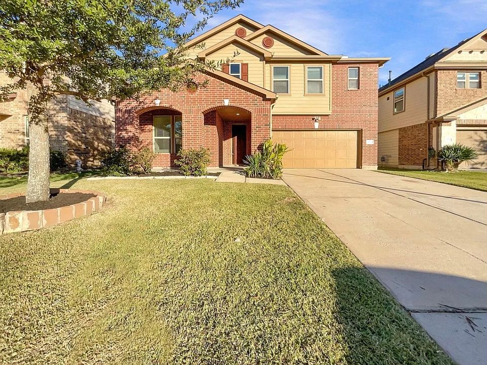 1st image of 11719 Wren Crossing Dr
