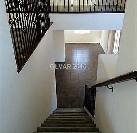 5th image of 7123 Rosecrans St