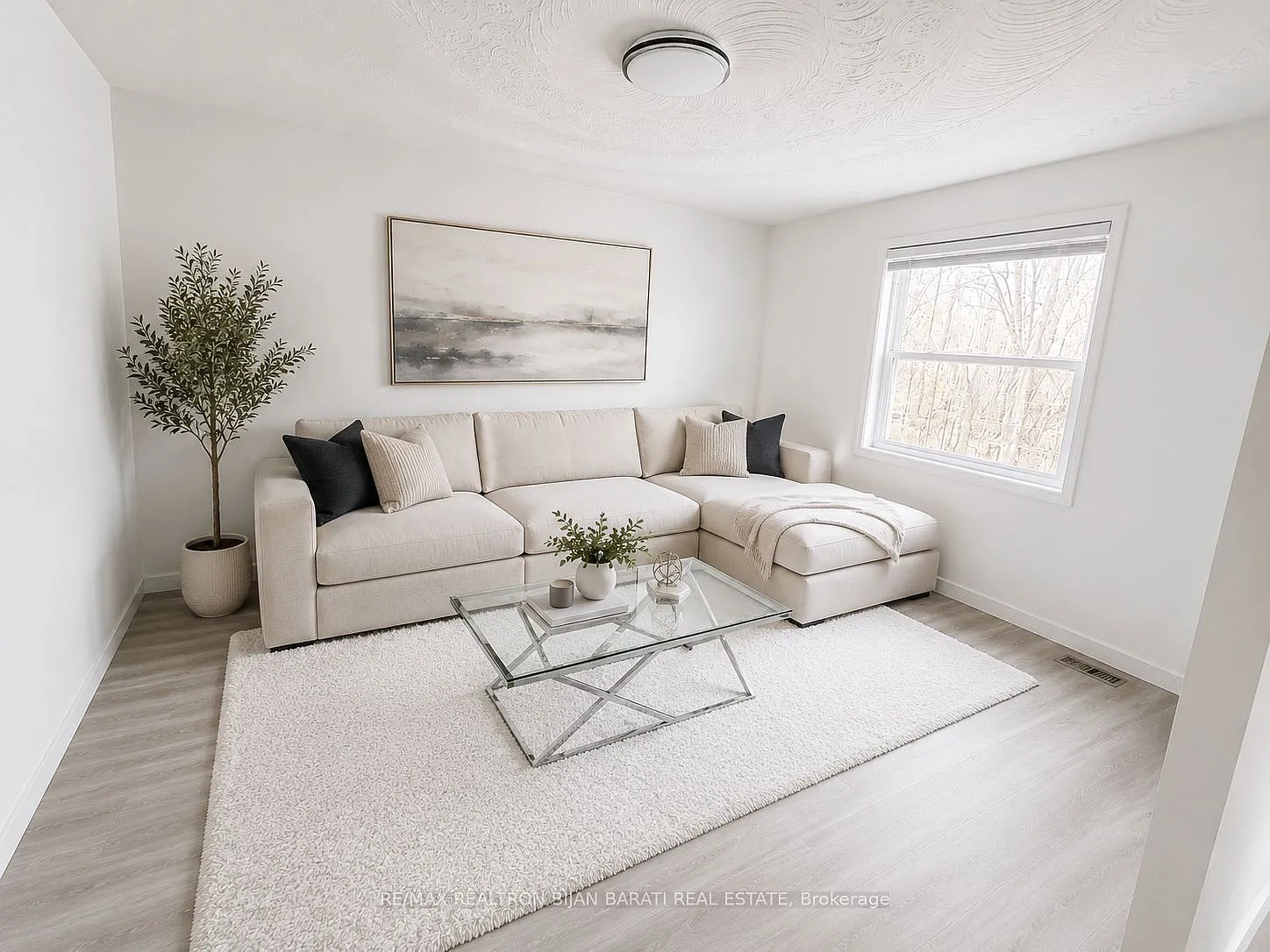 3 bed, $2,950 — Photo 3