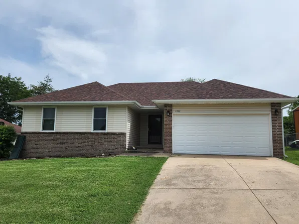 4438 W Portland St, Springfield, MO 65802