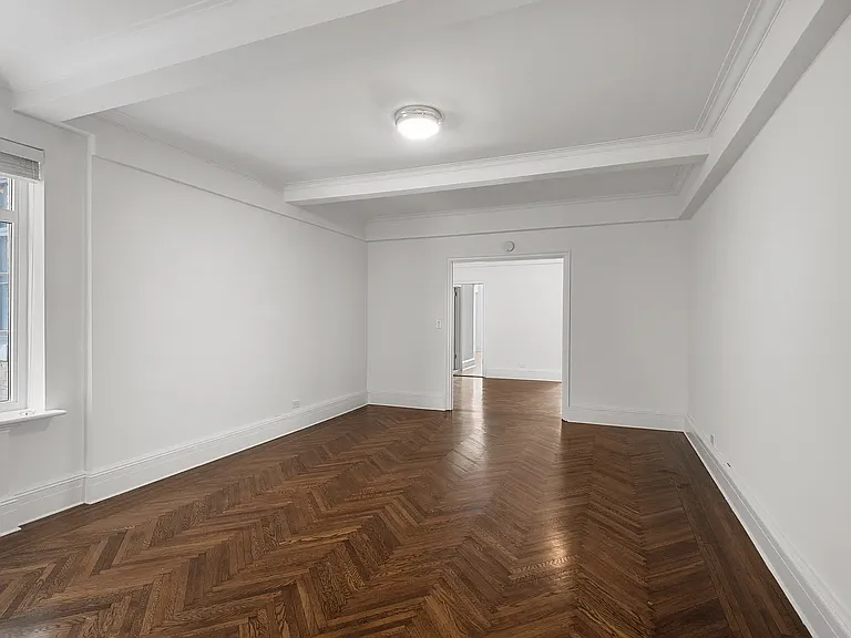 241 Central Park W #4D — Photo 9