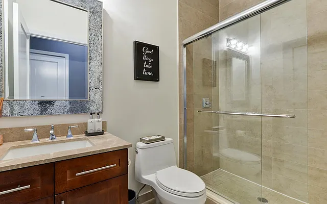 Sold by Avenue Residential | media 12